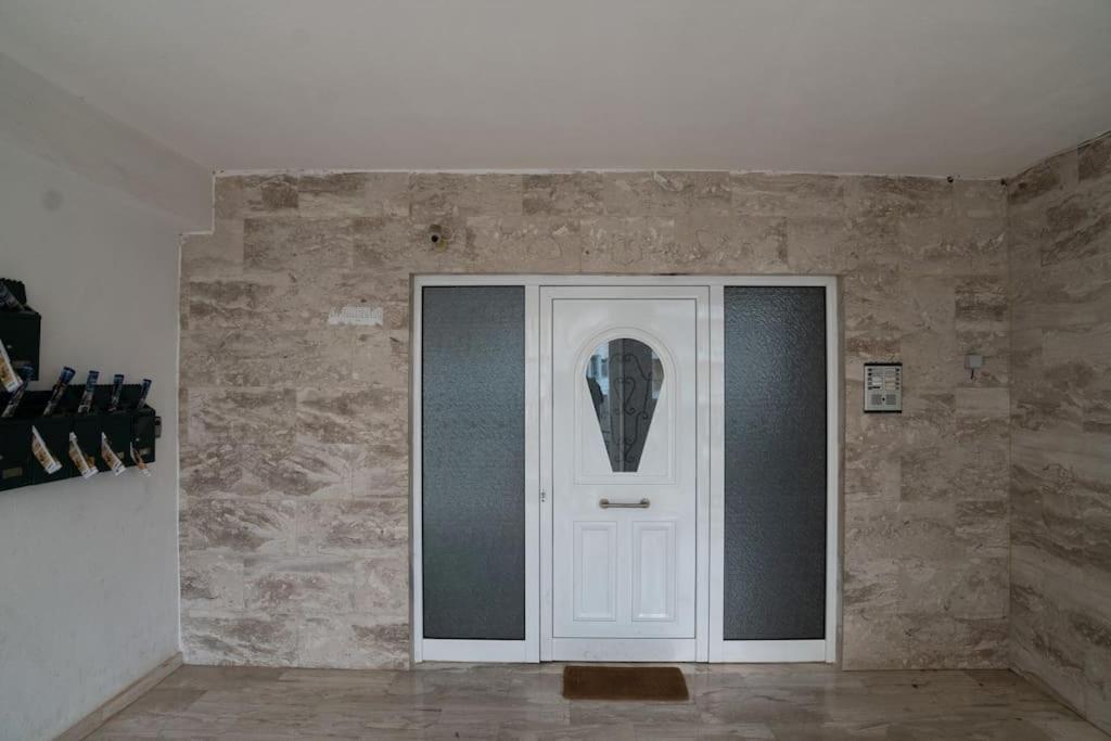 Frida'S Home For 2 In كوزاني المظهر الخارجي الصورة